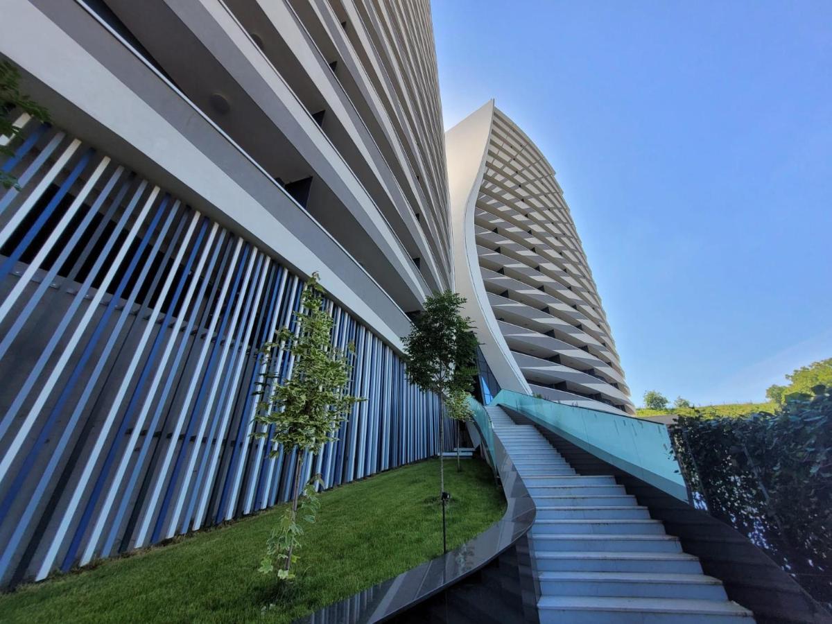 Wings Luxury Suites คลูจ-นาโปกา ภายนอก รูปภาพ