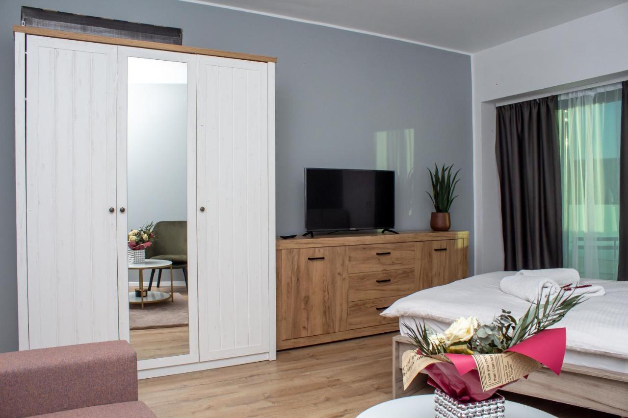 Wings Luxury Suites คลูจ-นาโปกา ภายนอก รูปภาพ